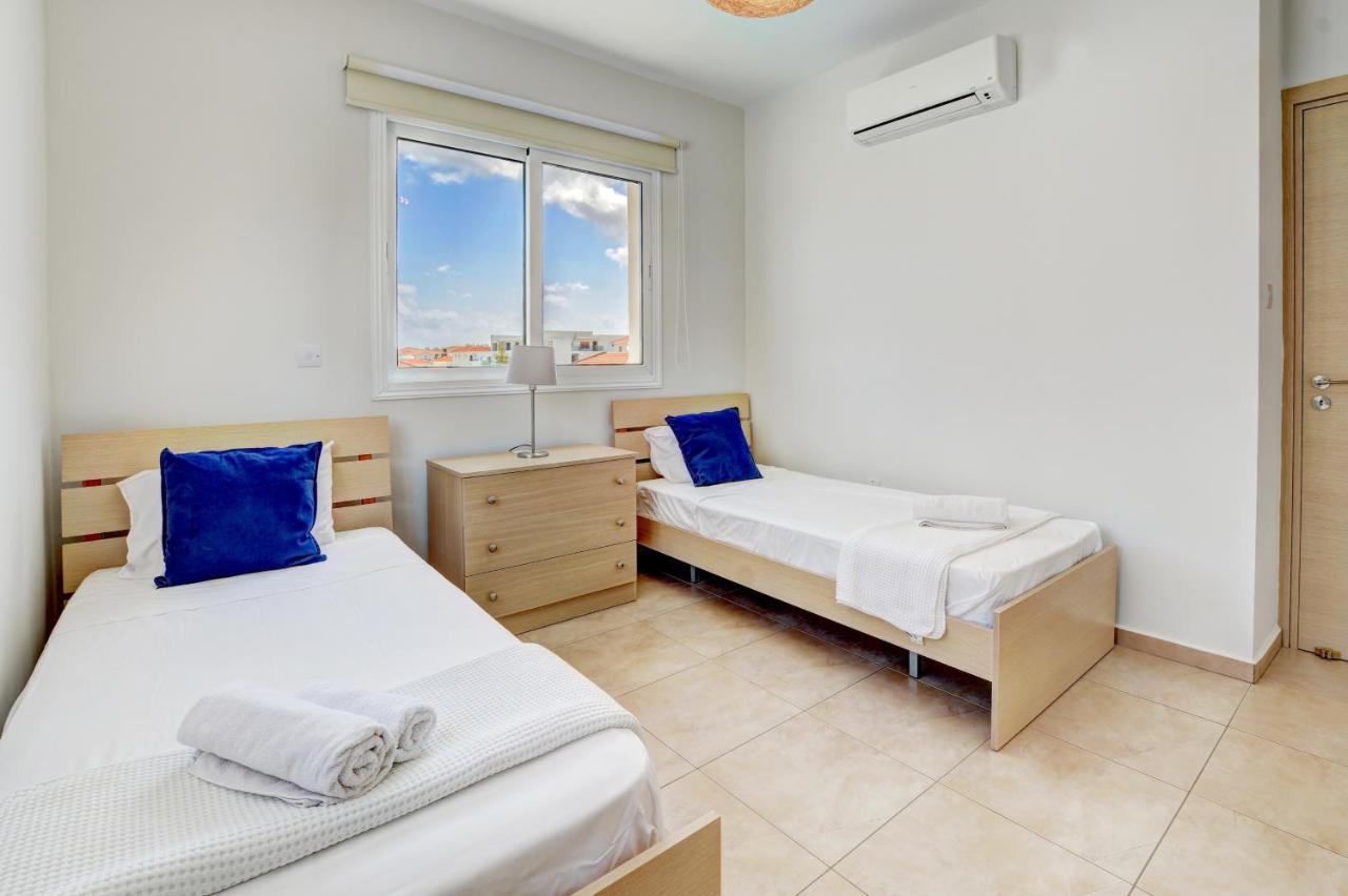♥ Sunny&Cozy Family Apartment ★ Walk To The Beach☼ Paralimni Ngoại thất bức ảnh