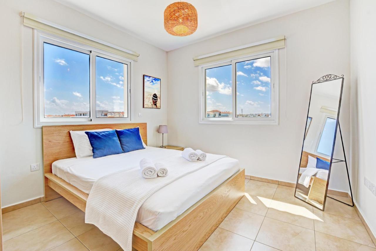 ♥ Sunny&Cozy Family Apartment ★ Walk To The Beach☼ Paralimni Ngoại thất bức ảnh