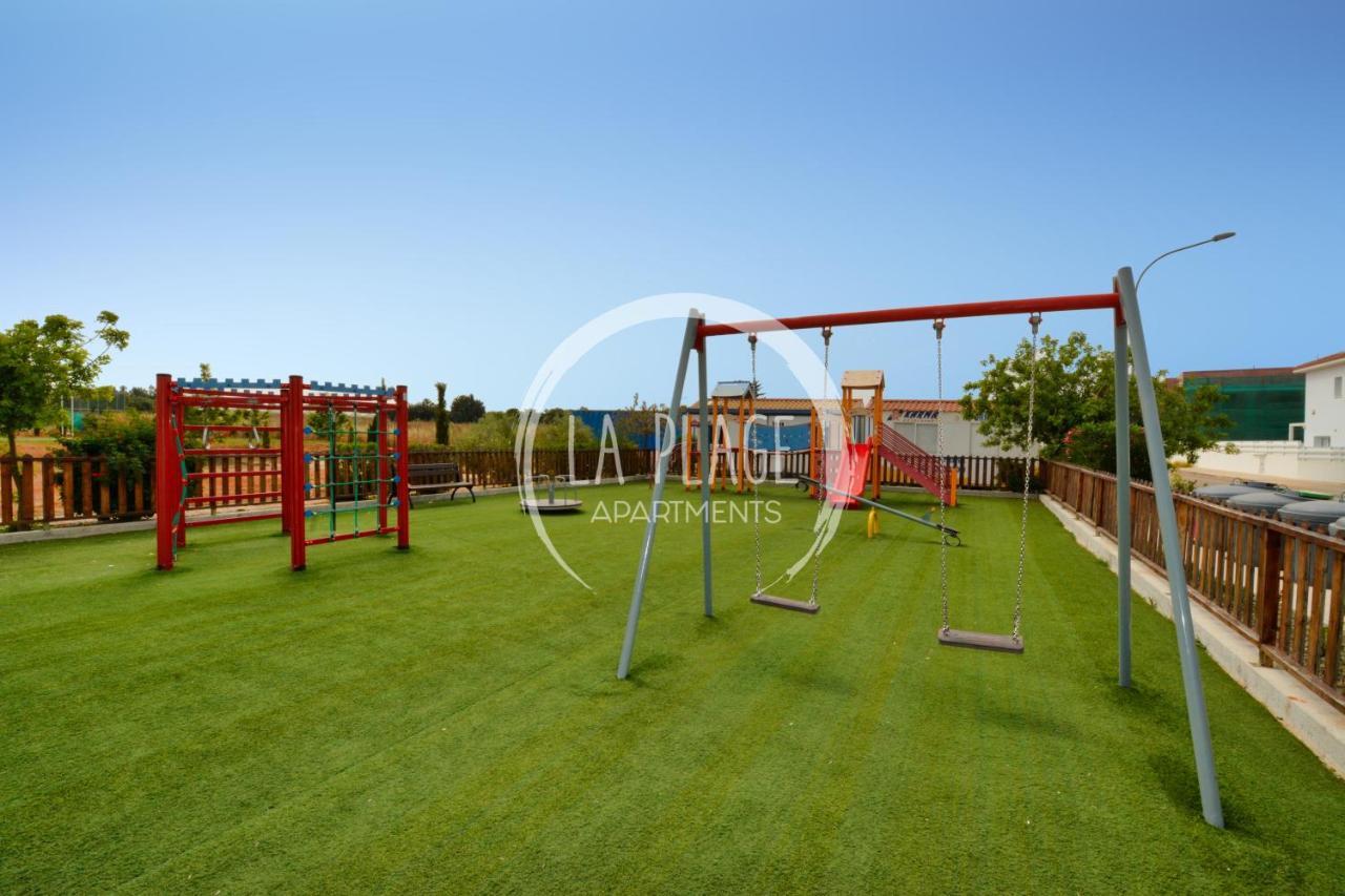 ♥ Sunny&Cozy Family Apartment ★ Walk To The Beach☼ Paralimni Ngoại thất bức ảnh