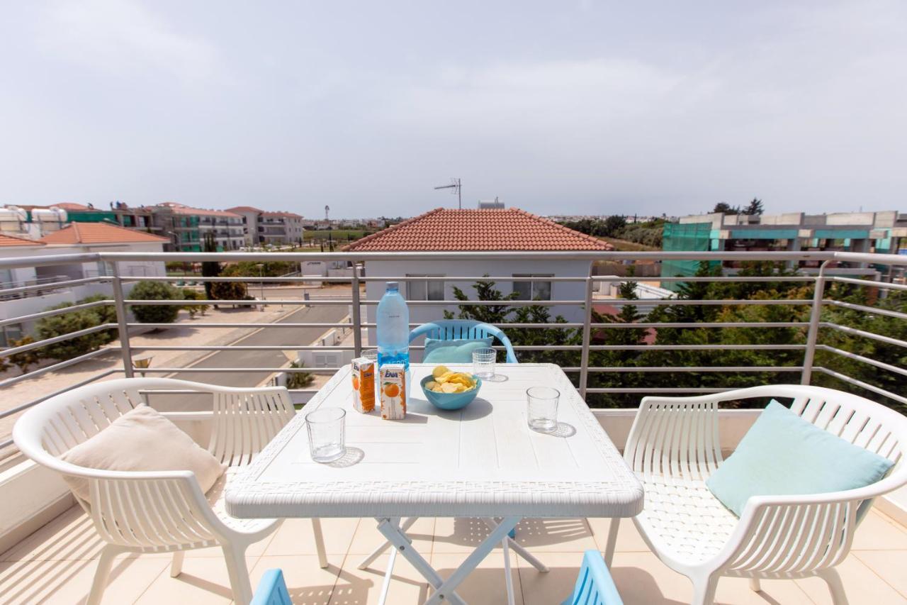 ♥ Sunny&Cozy Family Apartment ★ Walk To The Beach☼ Paralimni Ngoại thất bức ảnh
